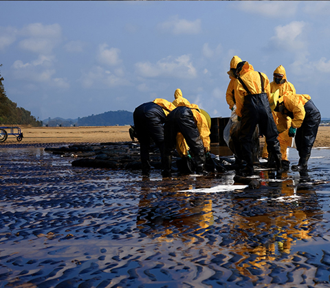 Oil-Spill-480-x-420.jpg
